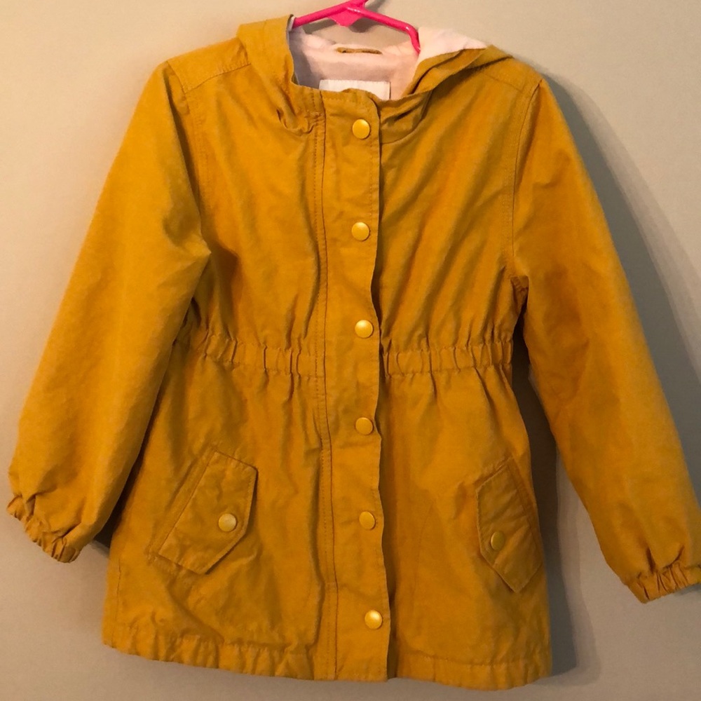 Old Navy Girls size 5T gold coat